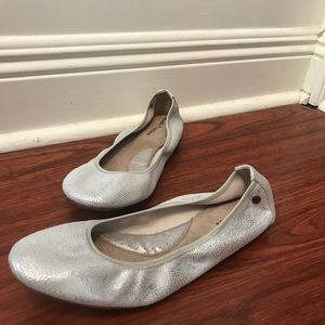 Hush Puppies Flats